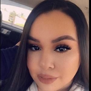 Meet your Posher, Marissa